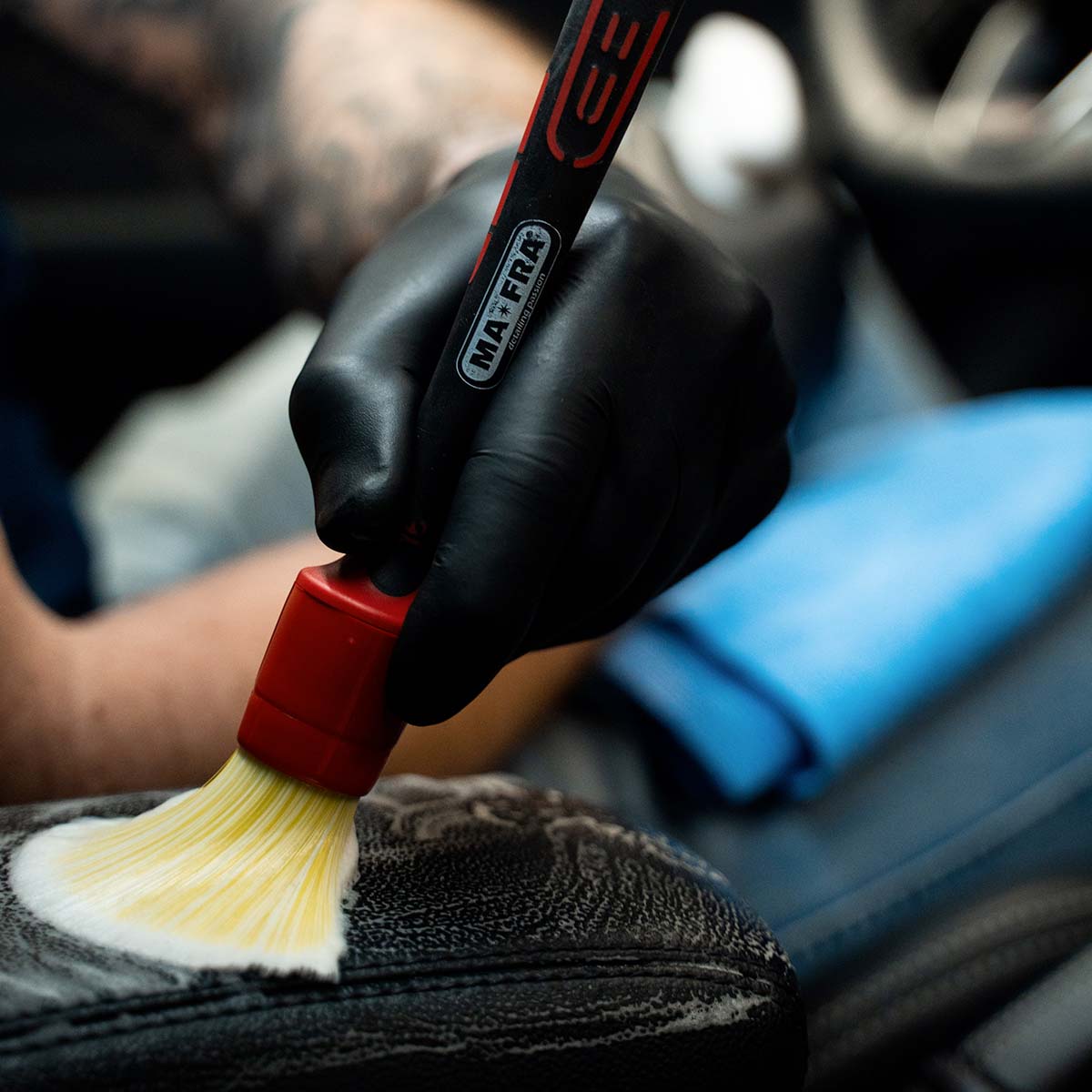 Labocosmetica OMNÌA All Surface Interior Cleaner - Alpha Details