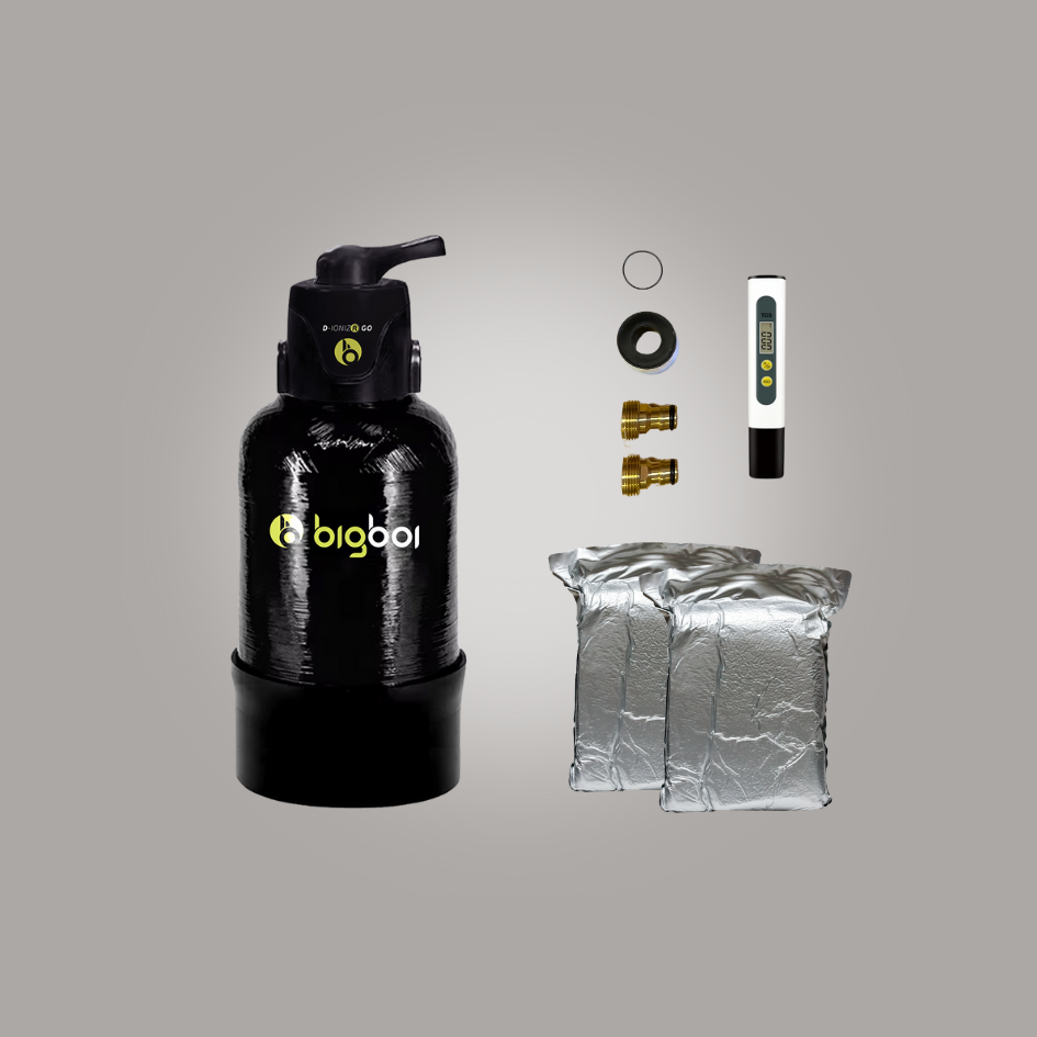 What's included with the bigboi D-IONIZR GO - unit, TDS pen, resin bags, fittings, carry handle