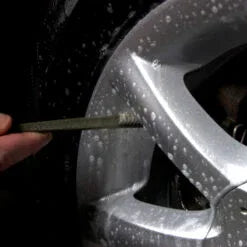 Dr. Beasley’s Dual-Purpose Brush - Alpha Details