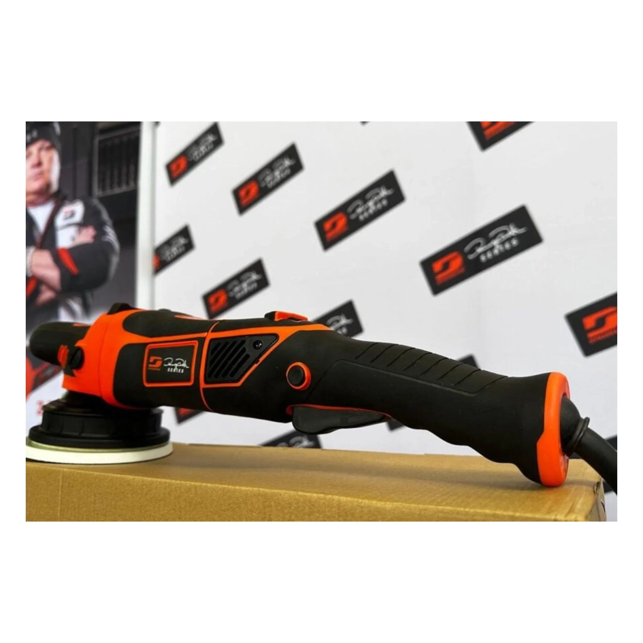 Dynabrade™ Forced Rotation Dual Action Polisher - Alpha Details
