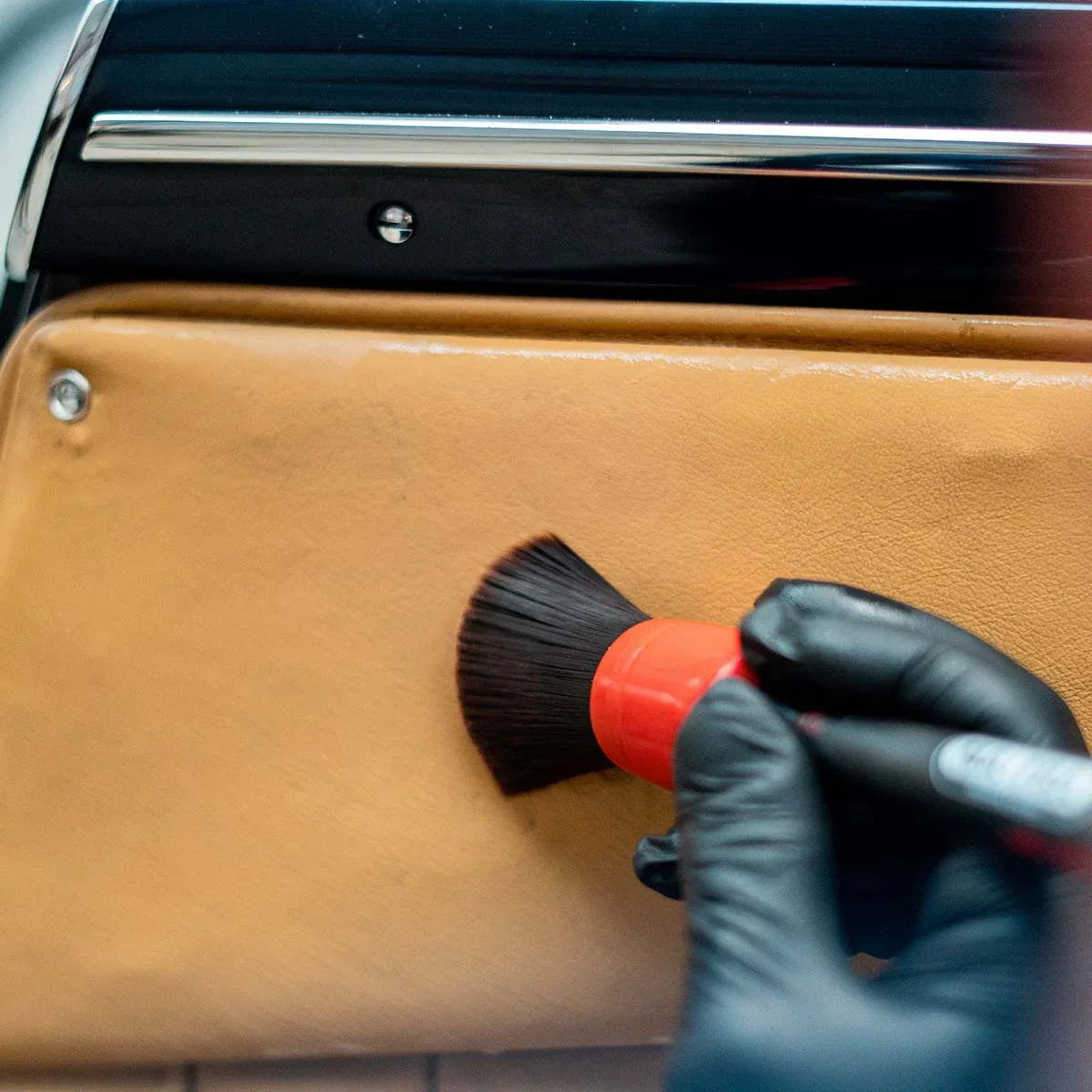 Labocosmetica DÈRMA 2.0 Leather Cleaner - Alpha Details