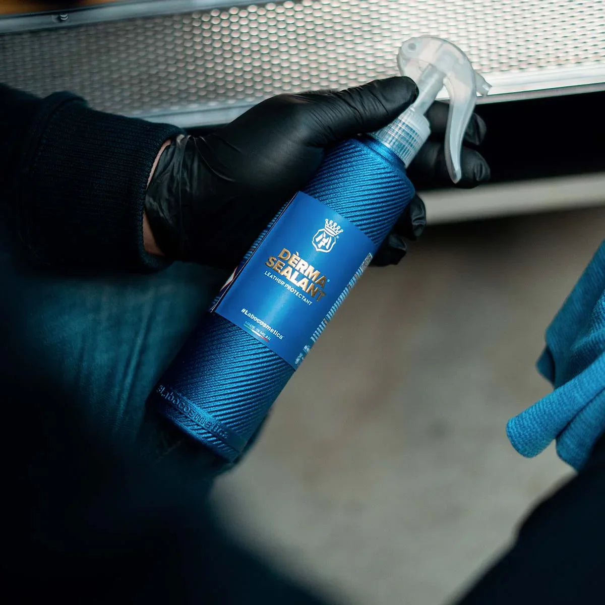 Labocosmetica DÈRMA Leather Sealant - Alpha Details