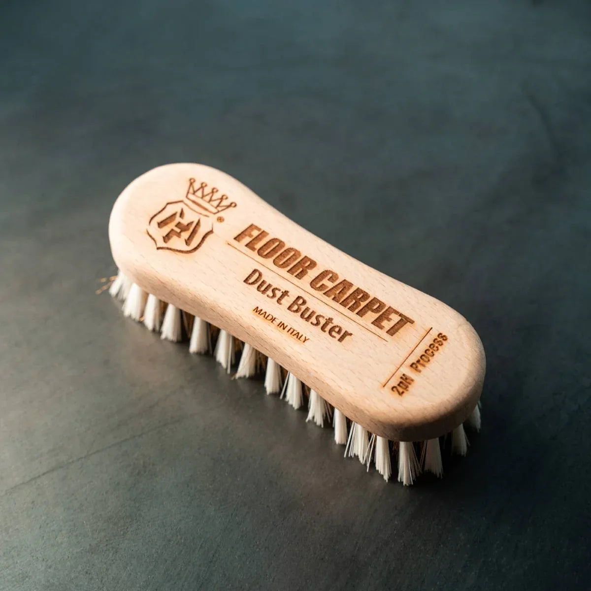 Labocosmetica FLOOR CARPET BRUSH - Alpha Details