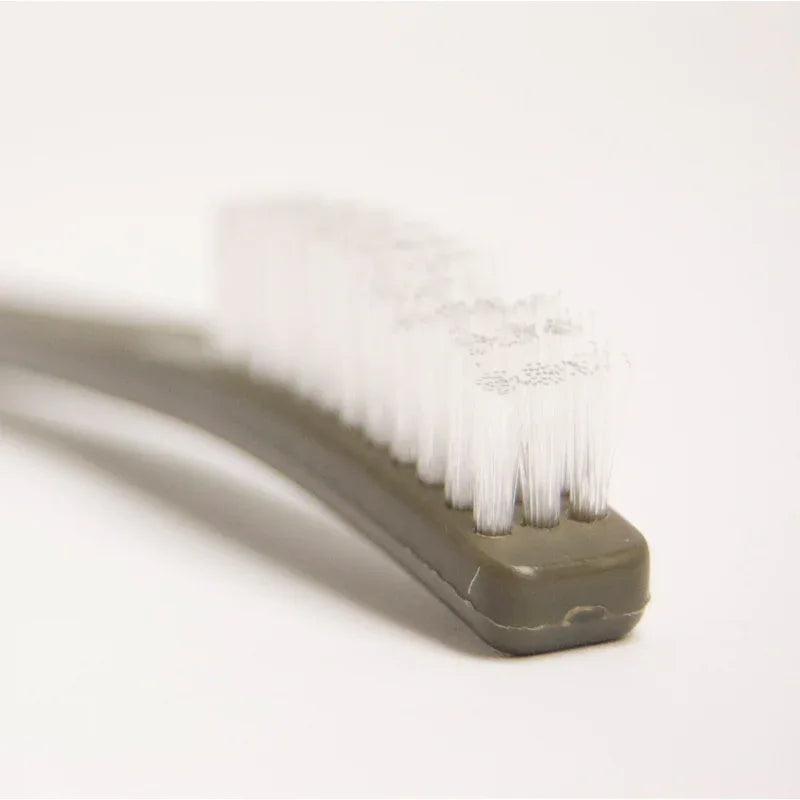 Dr. Beasley’s Dual-Purpose Brush - Alpha Details