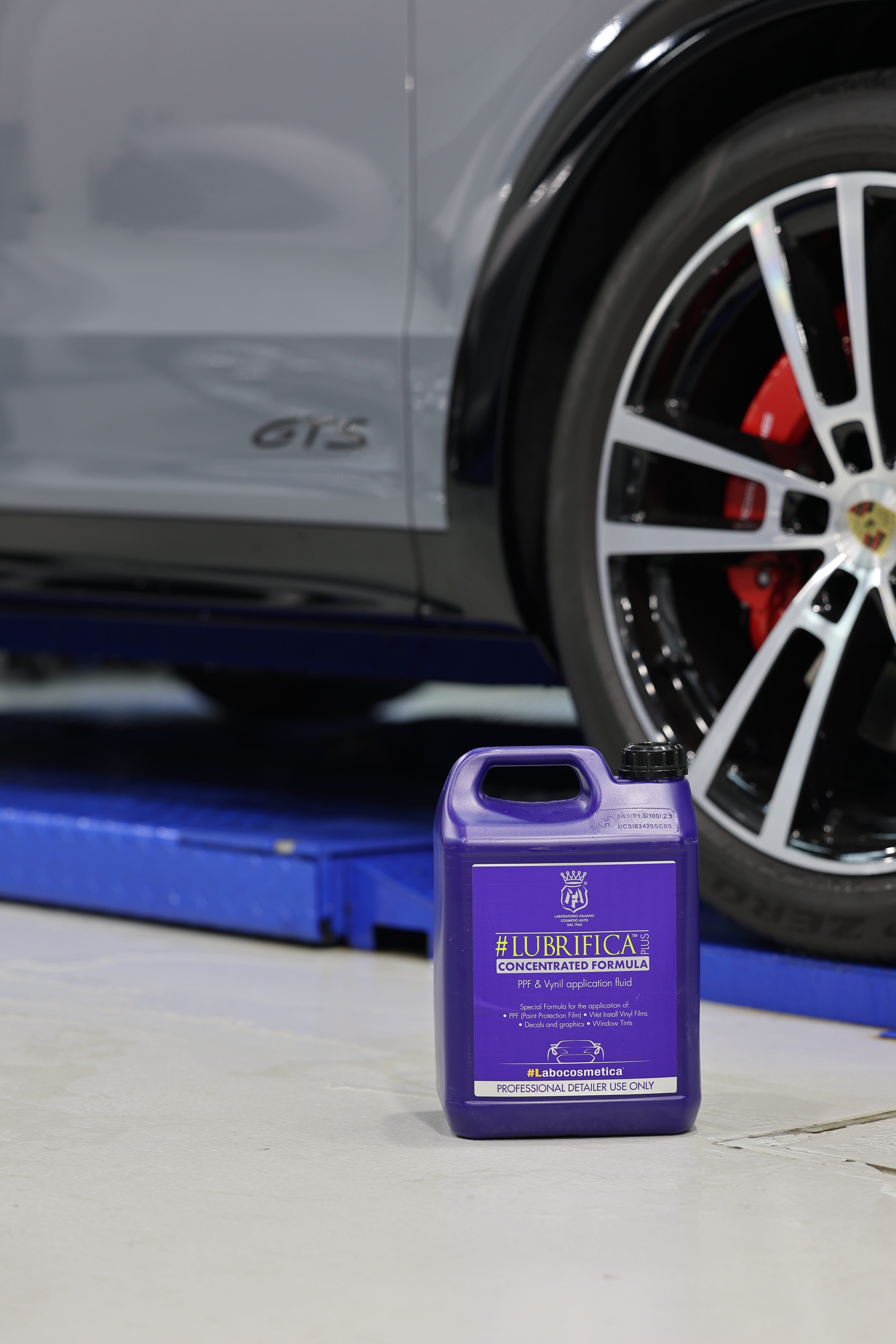 Labocosmetica LUBRIFICA Clay Lubricant - Alpha Details