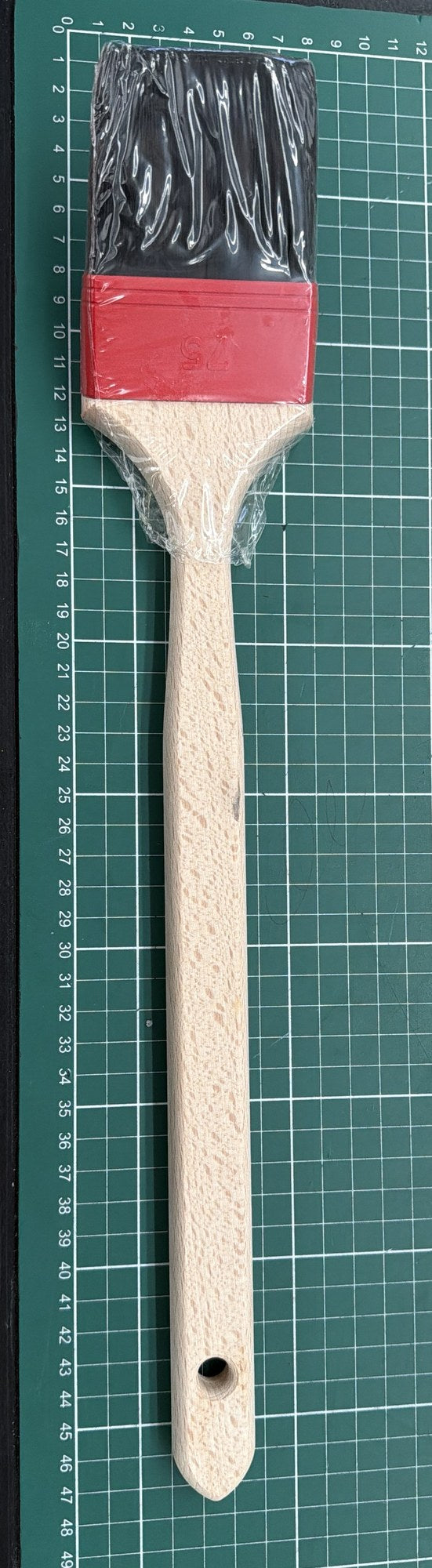 Soft flat 75mm detailing brush with red ferrule and natural wooden handle for wheels, barrels and bodywork