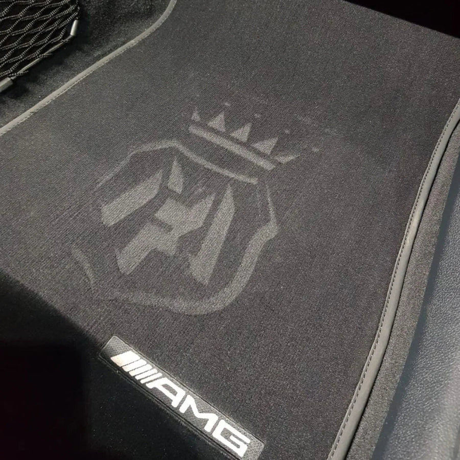 Labocosmetica ICON Carpet Stencil Logo Shaper - Alpha Details