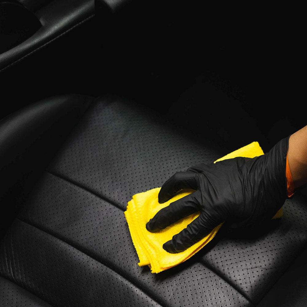 Soft99 Leather Seat Cleaner — packaging detail 3