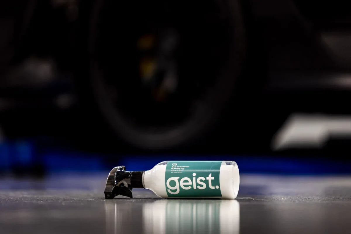 Geist Dye & Friction Blocker for Leather & Vinyl | 500 ml - Alpha Details