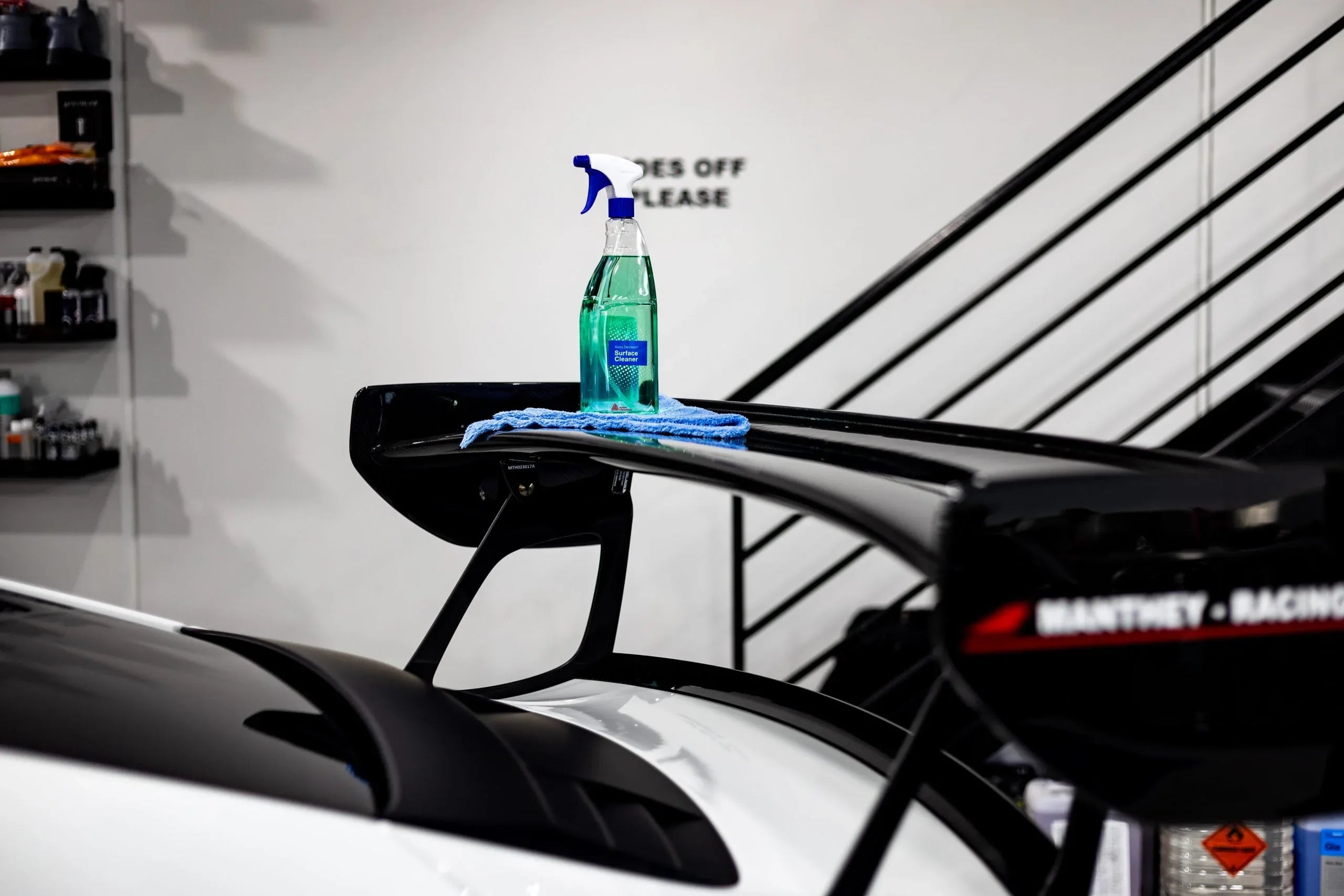 Avery Dennison Surface Cleaner - Alpha Details
